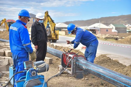 Qobu Park yaşayış kompleksinə yeni magistral su kəməri çəkilib