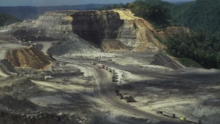 İşğaldan azad edilmiş ərazilərdə qazıntı yataqlarının sayı AÇIQLANDI