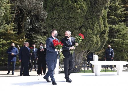 Rusiya Federasiyasının Baş prokuroru Bakıda