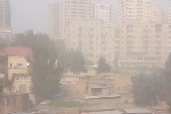 Bakıda toz dumanı nə vaxta kimi davam edəcək?