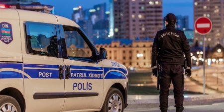 Polis kafeyə silahlı hücum edən şəxsə atəş açdı