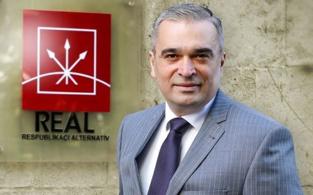 ReAl Partiyasının rəhbəri maddi kompenasiya istəyir