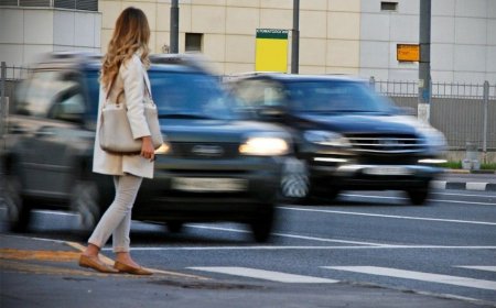 Abşeronda avtomobil qadını vuraraq ağır xəsarət yetirib