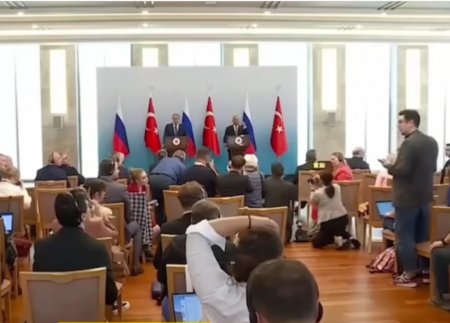 Lavrov Türkiyədə rəsmi səfərdədir