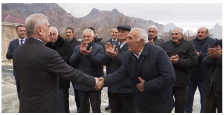 Vasif Talıbovun yaltaq, məddah qara camatı indi ona qarşı danışır