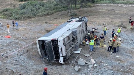 Azərbaycanda dəhşətli avtobus qəzası olub. Ölənlər var 